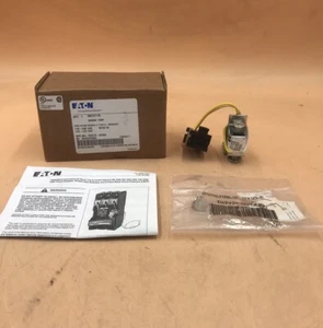 HOUSTON STOCK NEW EATON SNT3T11K TYPE SNT SHUNT TRIP 240V FREE 2DAY AIR SHIPPING - Picture 1 of 9