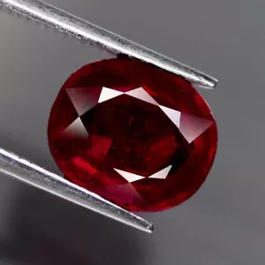 ES 3.15 ct. Rubí Natural Oval Rojo Nigeria - Imagen 1 de 6