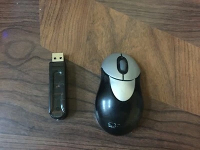 Micro wireless OPM-602 Optical Mouse - Image 1 of 2