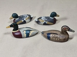 4 Gusseisen Miniatur handbemalte Enten Köder Briefbeschwerer Antik 3" Vintage - Bild 1 von 14