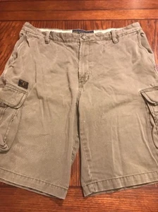 Pantaloncini cargo IZOD verde 100% cotone in eccesso lavati a pietra taglia 36 (F2) - Foto 1 di 12