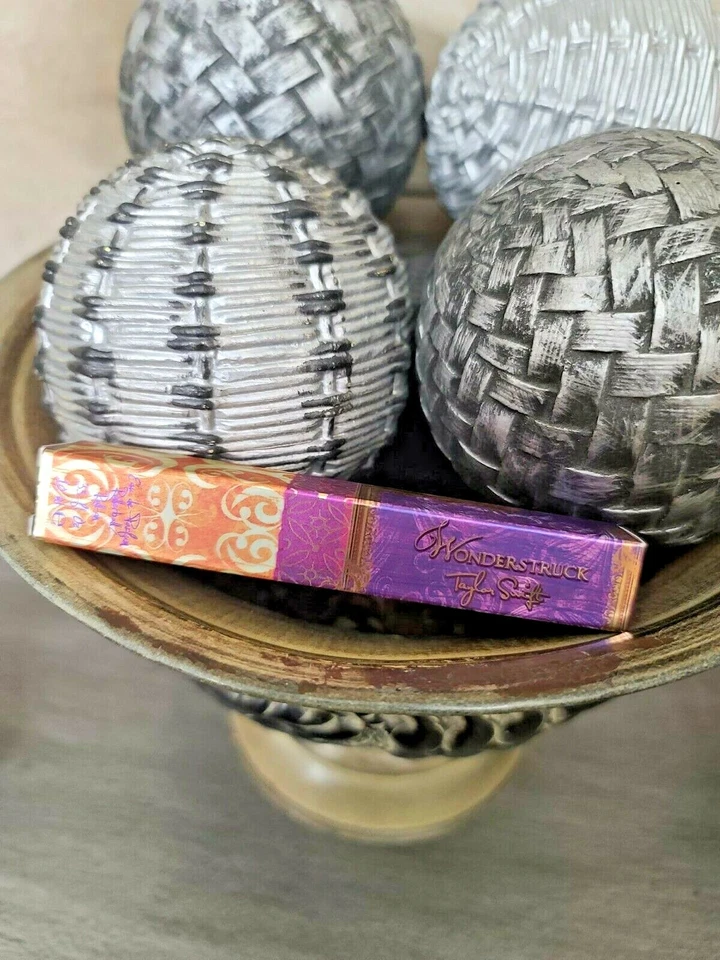 Wonderstruck by Taylor Swift Eau De Parfum Rollerball 0.33 Oz 10ml