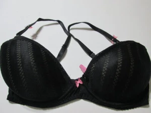 Betsey Johnson Bra Size 32D Black Underwired Lined T-Shirt Adjustable Strap Lace - Picture 1 of 6