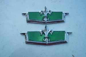 Juego de emblemas de cuarto de panel Caprice 1970-1990 verde - Imagen 1 de 3