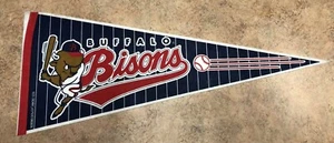 VINTAGE 1992 BUFFALO BISONS AAA BASEBALL PENNANT 30 X 12 - BEAUTIFUL !! - Picture 1 of 2
