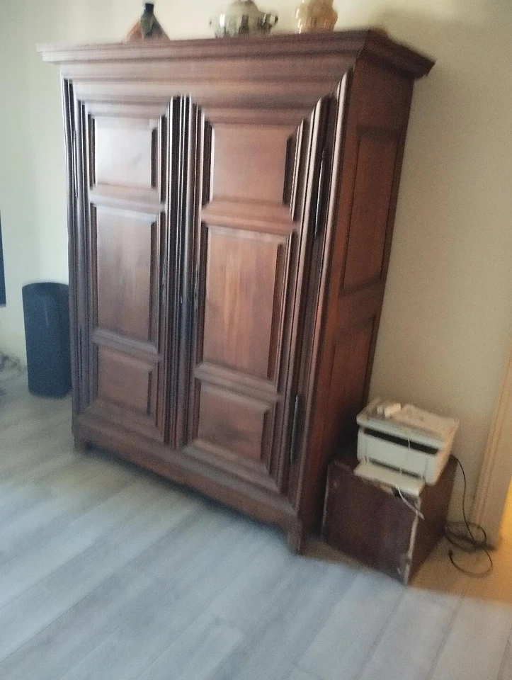armoire ancienne - Photo 1/1