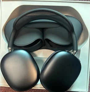 Apple AirPods Max Midnight Black - Picture 1 of 5