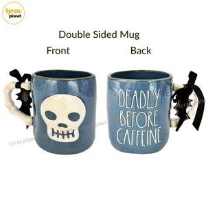 Rae Dunn "DEADLY BEFORE COFFEIN" Skelett Griff & Gesicht doppelseitige Tasse NEU - Bild 1 von 10