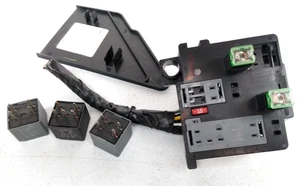 03-07 GMC Sierra Yukon Motor Ventilador Relé Fusibles Caja Bloque 2004 2005 OEM V36 - Imagen 1 de 12