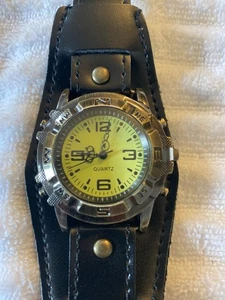 Watch - Bild 1 von 8