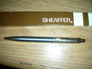 Bolígrafo Sheaffer de acero inoxidable y 22 Kt EE. UU. - Imagen 1 de 4