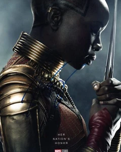 FOTO PANTERA NEGRA FIRMADA POR DANAI GURIRA (1) - Imagen 1 de 1
