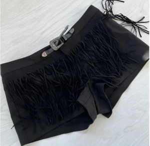 PRE OWNED WOMEN'S BLACK SHORT SHORTS FRINGE SIZE 6 SEXY BELTED SHORTS - Picture 1 of 4