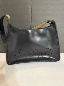 Mondani New York Schultertasche Handtasche schwarz Kunstleder - Bild 1 von 7