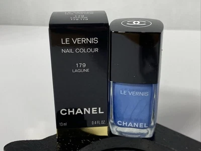 Chanel Le Vernis Esmalte de Uñas Color RETIRADO TONO LAGUNE 179 ¡AGOTADO! Foto 1 de 4