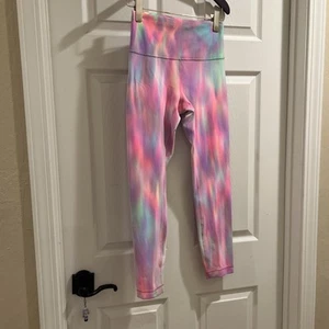 Nuovo senza etichette Lululemon Wunder Train High-Rise Tight 25" lavaggio psichedelico multi taglia: 8 - Foto 1 di 9