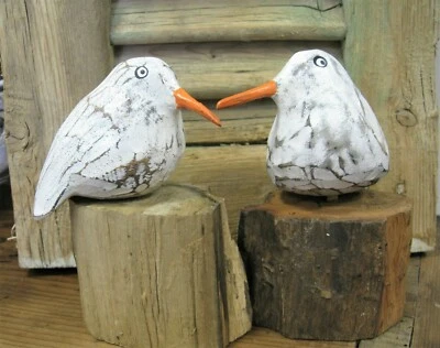 Maritime Deko Möwe "Fiete" auf Stamm Shabby Landhaus Meer See Urlaub Strand Deko - Bild 1 von 4