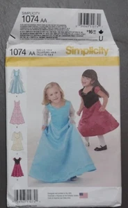 Patrón Simplicity - S1074 - Tallas infantiles 1/2-3 - Imagen 1 de 4