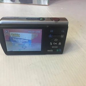 Pentax Optio E80 10,0 MP 3x zoom ottico F2,9 fotocamera digitale 2 alimentazione AA argento - Foto 1 di 6