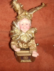 KARNEVAL CLOWN Harlekin gefälschte Spieluhr Narr 8" x 2-1/2" Porzellan - Bild 1 von 2