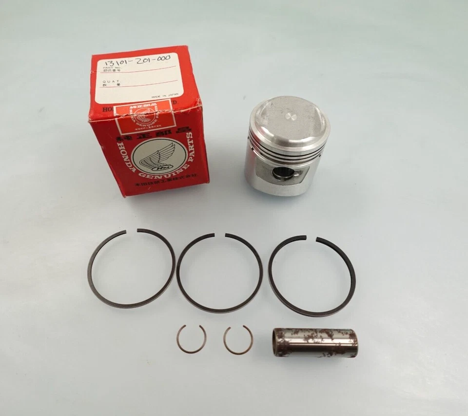 NEW 1958 Honda Dream 150 OEM Piston Kit (50mm) 13101-201-000 - Image 1 of 4