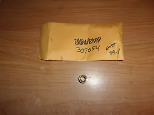 *NEW OEM* OMC Johnson Evinrude SHIFT ROD BUSHING 307054 0307054 - Picture 1 of 6