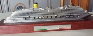 Limited Edition Modellino Costa Venezia - Viaggio Inaugurale 2019 - Foto 1 di 5