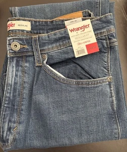 Wrangler Men's Regular Fit Regular at Seat & Thigh Pants, Blue, Size 34X32 - Picture 1 of 3