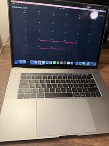 2018 MacBook Pro 15 inch (used/good condition) 2.2 GHz 6-Core Intel Core i7 - Picture 1 of 2