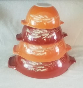 Vintage Pyrex Autumn Harvest Wheat Cinderella Set of 4 Mixing Bowls - Picture 1 of 9