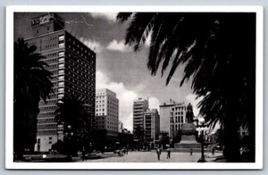 Postcard International Chrome Montevideo Uruguay Independence Plaza - Picture 1 of 2
