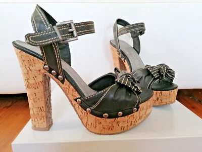 "XTI" Plateau Sandaletten mit Korkabsatz, Gr. 38 - kaum getragen - Bild 1 von 4