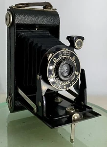 Vintage Kodak Six-20 Junior folding Camera Roll Film ANASTIGMAT F-6.3 100mm-359 - Picture 1 of 8