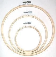 Siesta Frames Bamboo Embroidery Hoop 8'' / 20 cm - Image 1 of 1