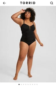 NUEVO CON ETIQUETAS TORRID Talla 6 Mujer 1 Pieza Negro Acanalado Traje de Baño Verano Traje de Baño - Imagen 1 de 8