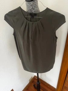 J Crew Blouse 100% Silk Blouse Cap Sleeve -2- - Picture 1 of 7