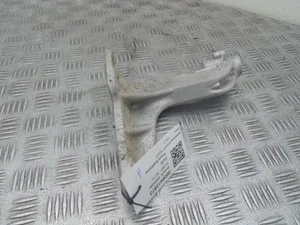 Renault Clio Right Driver Offside Front Subframe Mount Mk5 1.6 Hybrid 2019-2024Z - Picture 1 of 6