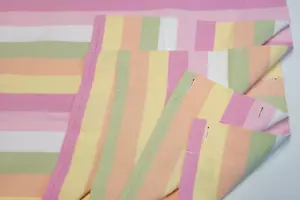 Tenda doccia tessuto bambini fienile ceramica righe pastello rosa verde PLS LEGGI - Foto 1 di 15