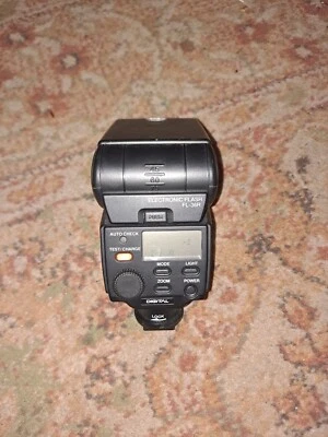 Olympus  FL-36R Wireless External Flash for E Series DSLR From Japan used - Image 1 of 3