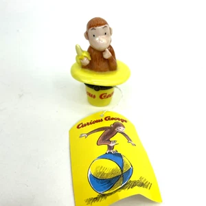 Baratija 1997 Midwest of Cannon Falls Curious George/Sombrero/Plátano - Imagen 1 de 7