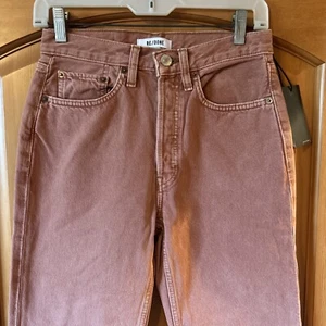 Jeans RE DONE $200 Rosa Polvorienta Desteñida Roja Talla 26 Pantalones de mezclilla elásticos de tiro alto - Imagen 1 de 10