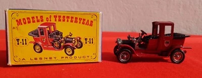 A RED MATCHBOX LESNEY 'MODELS OF YESTERYEAR 1912 PACKARD LANDAULET Y-11 IN BOX - Image 1 of 4