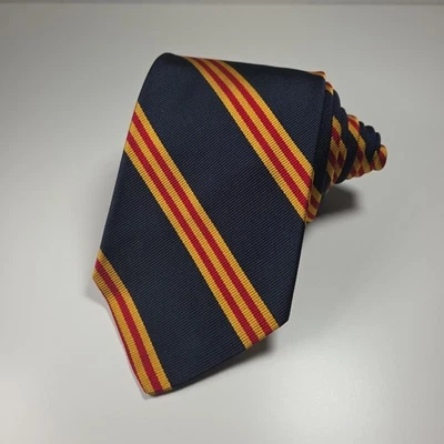  De Colección Brooks Brothers Makers Club Azul Marino con Corbata de Seda a Rayas Doradas y Rojas EE. UU. Foto 1 de 4