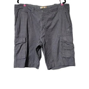 Vintage Ocean Pacific Blk/Gray Checkered Cargo Shorts Size 40 - Picture 1 of 7