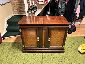 Asian Style Liquor/Wine Cabinet - Wine Storage and Serve Bar - Foldable 🍷 - Picture 1 of 11