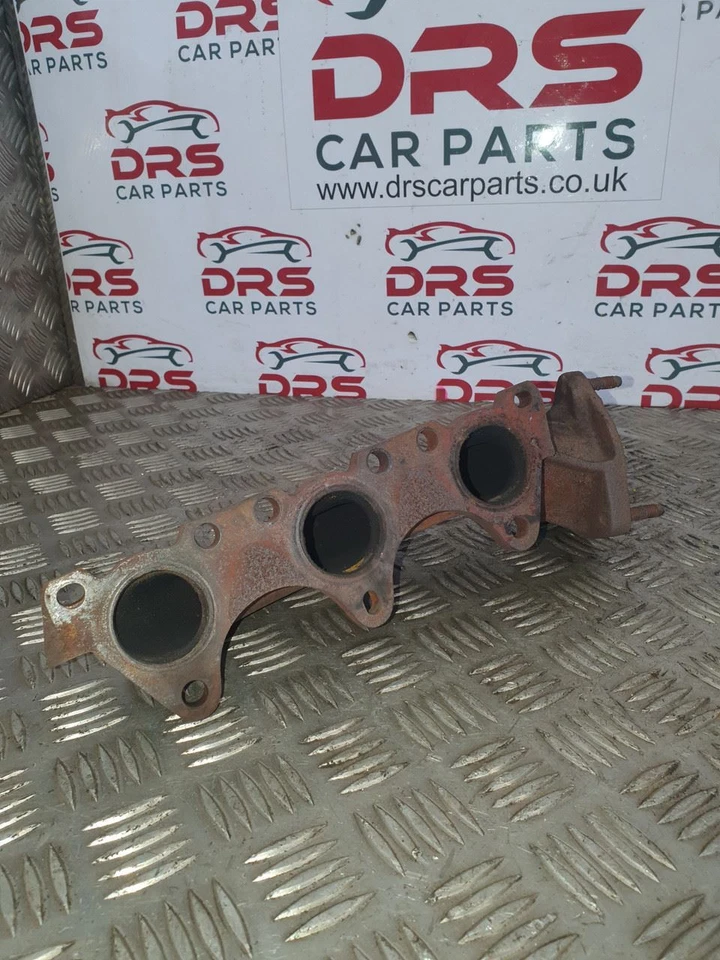 COLECTOR ESCAPE AUDI A4 OS DRIVERS DERECHO 2.4 V6 CABRIOLET B6 2001 - 2005 Foto 1 de 4