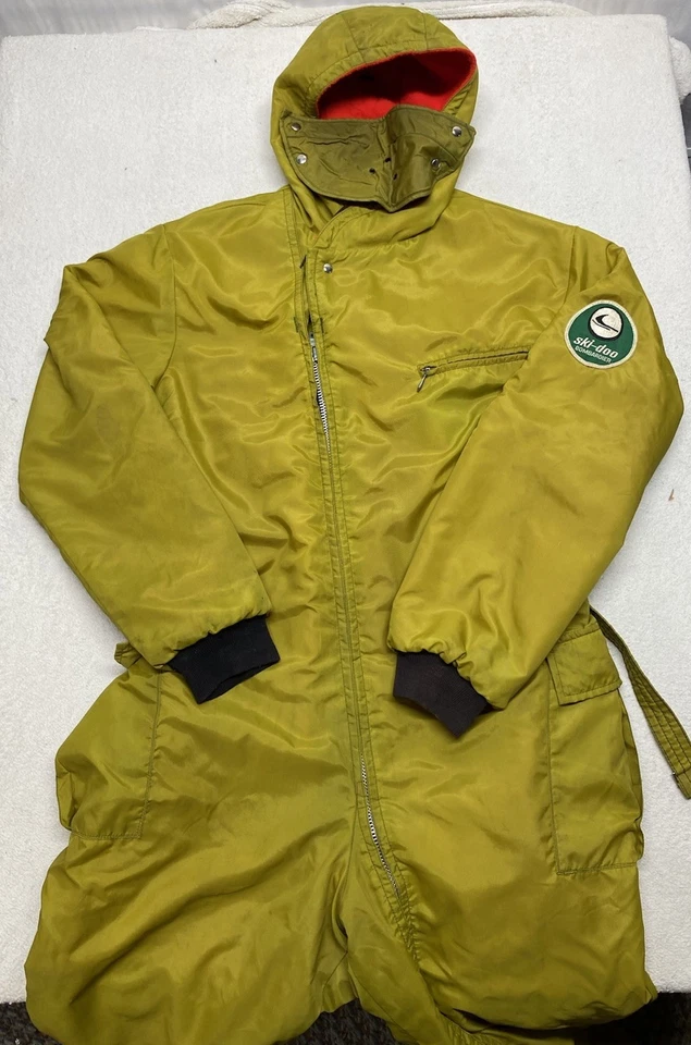 Винтажный 70-х SKI DOO BOMARDIER снегоход костюм капюшон и маска зеленый красный размер XL - Изображение 1 из 4