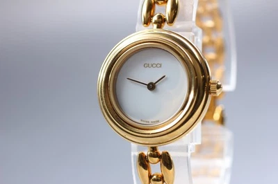 [Casi COMO NUEVO] Reloj de cuarzo para mujer Gucci 11/12,2 26 mm bisel cambiante esfera blanca Foto 1 de 4