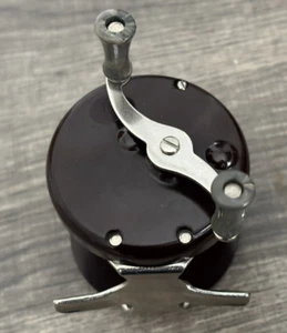 Vintage - Rare Unknown "looks like Black Jack" Baitcast Reel. VG+++ #1753 - Picture 1 of 5