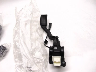 New Genuine Citroen C5  II C6 Peugeot 407 RHD Throttle Accelerator Pedal 1601Q5 - Image 1 of 4